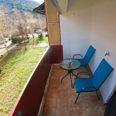 Apartman Aria *